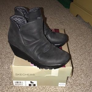 Skechers Black zip Booties Wedge size 9